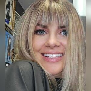 Meet your Posher, Sonya